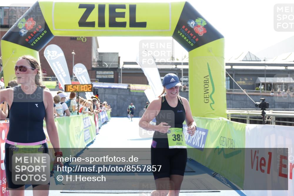 10.08.2025 - GEWOBA Citytriathlon Bremen H.Heesch http://msf.ph/oto/8557857 10.08.2025 15:41:06 Ziel 381, 514 meine-sportfotos.de