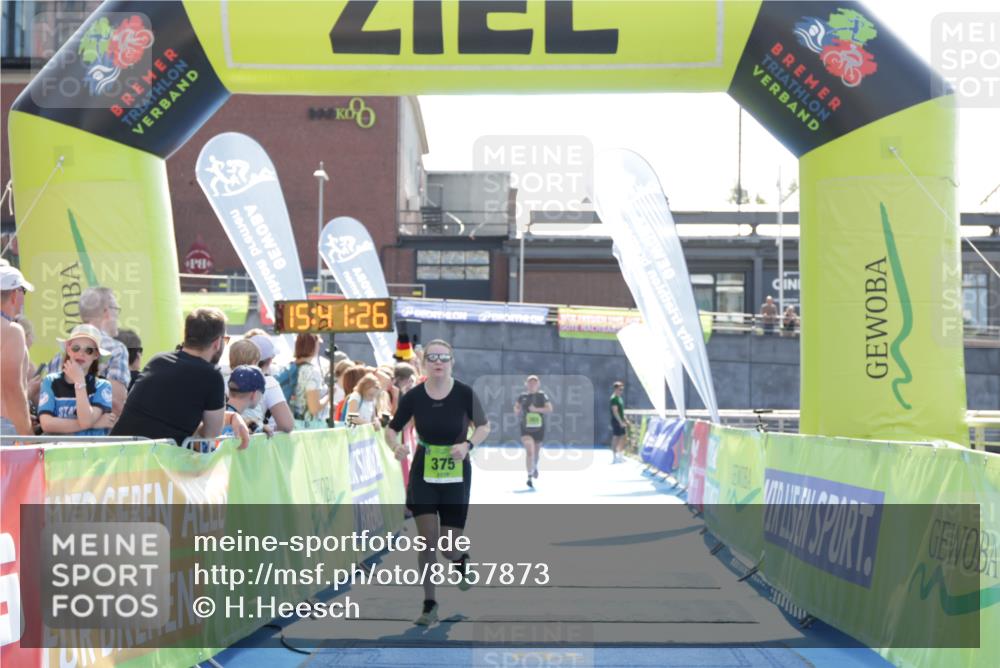 10.08.2025 - GEWOBA Citytriathlon Bremen H.Heesch http://msf.ph/oto/8557873 10.08.2025 15:41:30 Ziel 362, 375 meine-sportfotos.de