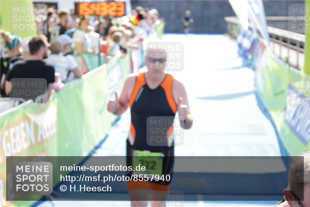 10.08.2025 - GEWOBA Citytriathlon Bremen H.Heesch http://msf.ph/oto/8557940 10.08.2025 15:43:27 Ziel 179, 286, 291, 322 meine-sportfotos.de