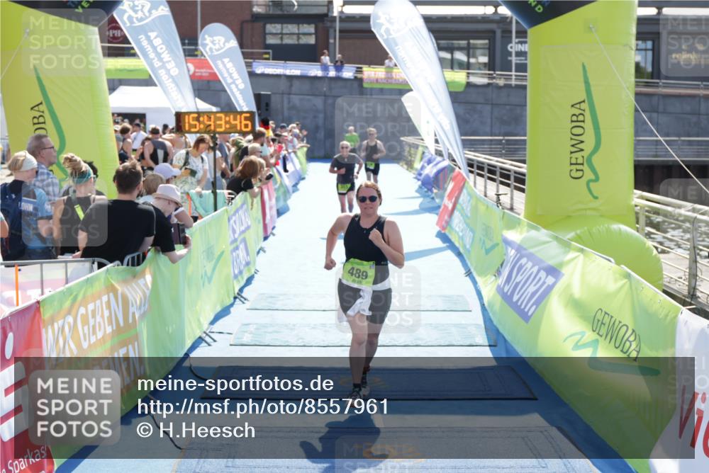 10.08.2025 - GEWOBA Citytriathlon Bremen H.Heesch http://msf.ph/oto/8557961 10.08.2025 15:43:50 Ziel 315, 414, 425, 489 meine-sportfotos.de