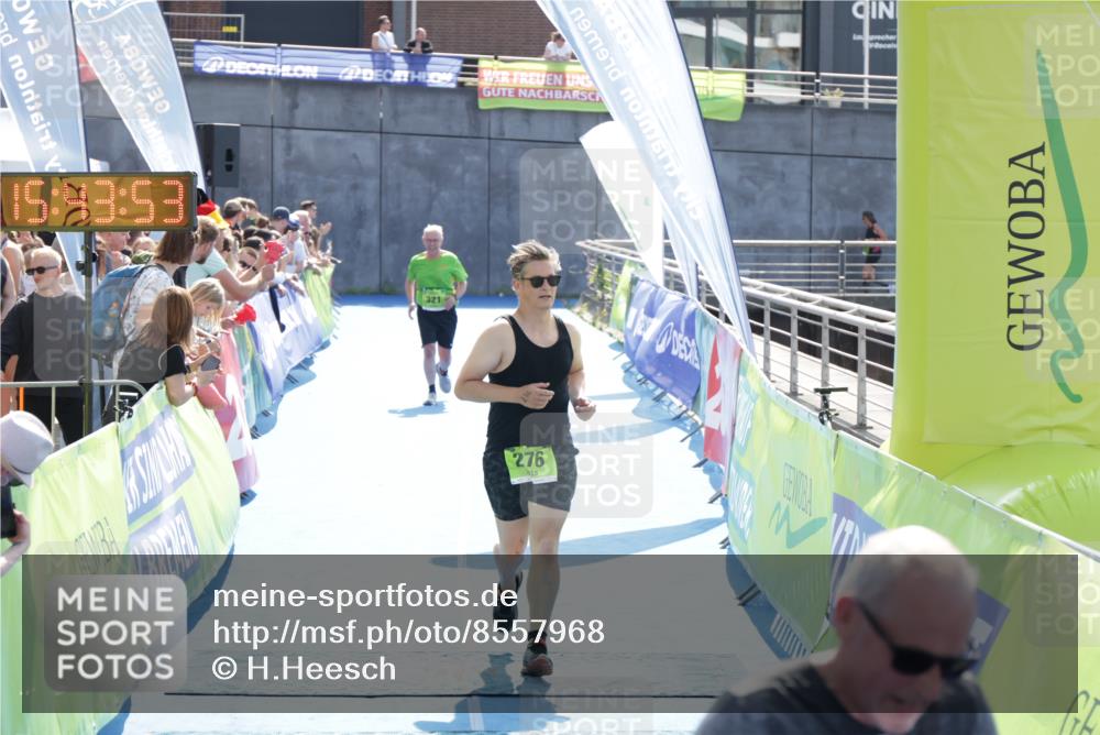 10.08.2025 - GEWOBA Citytriathlon Bremen H.Heesch http://msf.ph/oto/8557968 10.08.2025 15:43:57 Ziel 276, 315, 489 meine-sportfotos.de