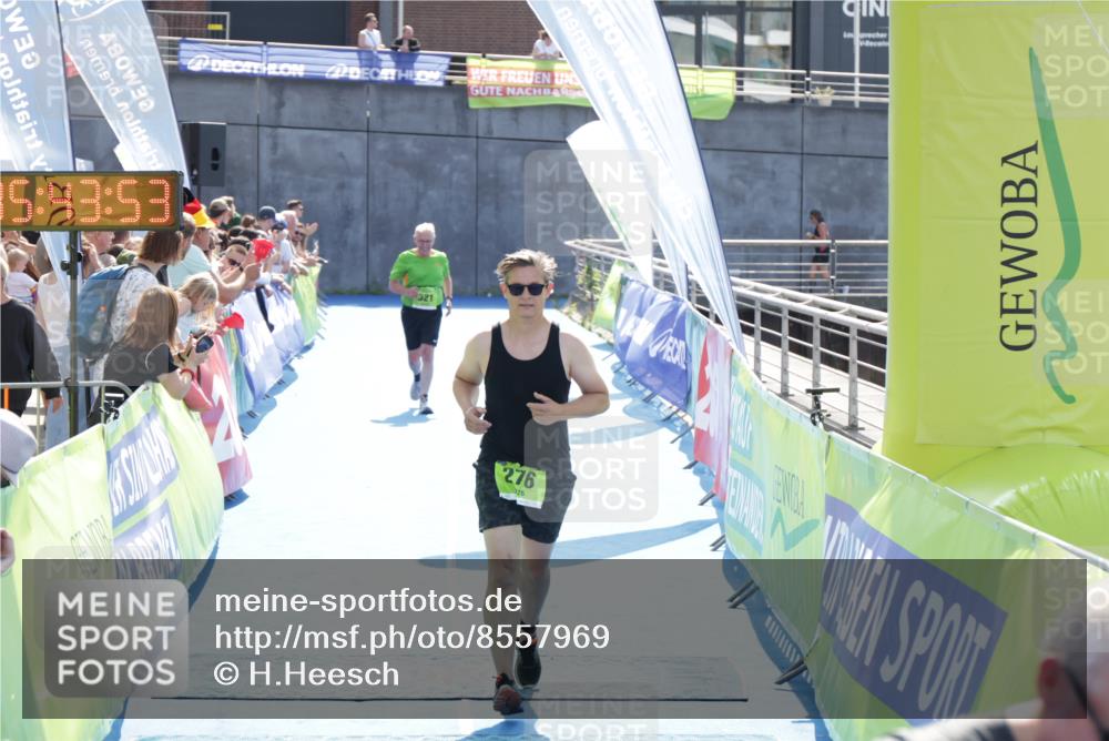 10.08.2025 - GEWOBA Citytriathlon Bremen H.Heesch http://msf.ph/oto/8557969 10.08.2025 15:43:57 Ziel 276, 315, 489 meine-sportfotos.de