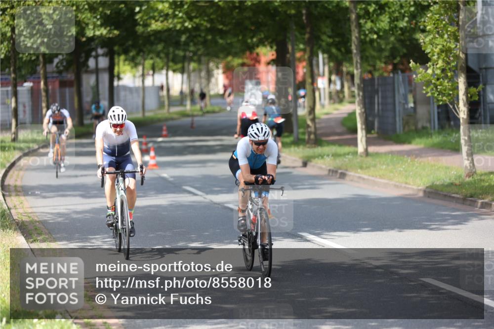 10.08.2025 - GEWOBA Citytriathlon Bremen Yannick Fuchs http://msf.ph/oto/8558018 10.08.2025 12:29:22 Radfahren 576, 583, 605, 656, 679, 687, 771, 799, 927, 1007, 1030 meine-sportfotos.de