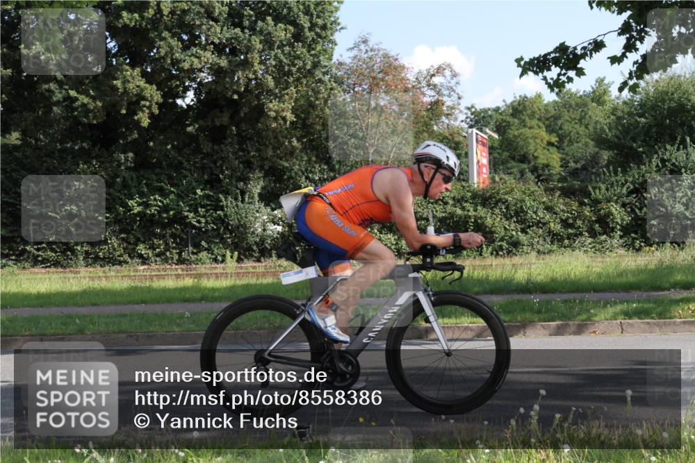 10.08.2025 - GEWOBA Citytriathlon Bremen Yannick Fuchs http://msf.ph/oto/8558386 10.08.2025 10:30:14 Radfahren 414, 423, 433, 441 meine-sportfotos.de