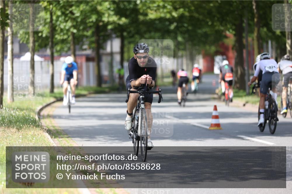 10.08.2025 - GEWOBA Citytriathlon Bremen Yannick Fuchs http://msf.ph/oto/8558628 10.08.2025 12:33:50 Radfahren 560, 635, 637, 741, 856, 858, 867, 895 meine-sportfotos.de