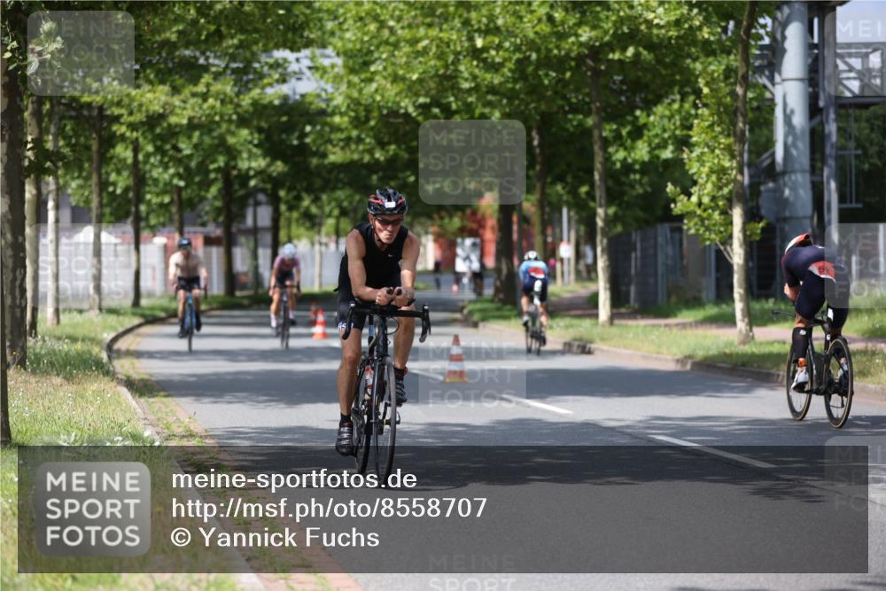 10.08.2025 - GEWOBA Citytriathlon Bremen Yannick Fuchs http://msf.ph/oto/8558707 10.08.2025 12:34:24 Radfahren 553, 686, 822, 834, 891, 912 meine-sportfotos.de