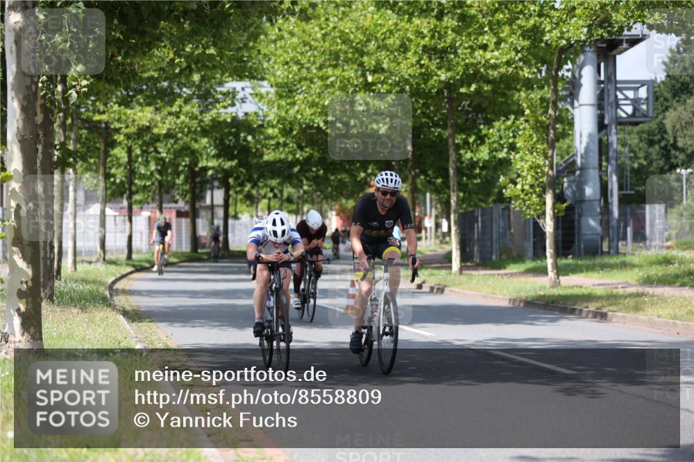 10.08.2025 - GEWOBA Citytriathlon Bremen Yannick Fuchs http://msf.ph/oto/8558809 10.08.2025 12:35:06 Radfahren 558, 680, 707, 855, 902, 915, 956, 977, 1035 meine-sportfotos.de