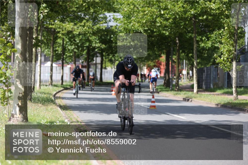 10.08.2025 - GEWOBA Citytriathlon Bremen Yannick Fuchs http://msf.ph/oto/8559002 10.08.2025 12:36:27 Radfahren 565, 582, 599, 639, 750, 766, 781, 789, 790, 794, 872, 1025 meine-sportfotos.de