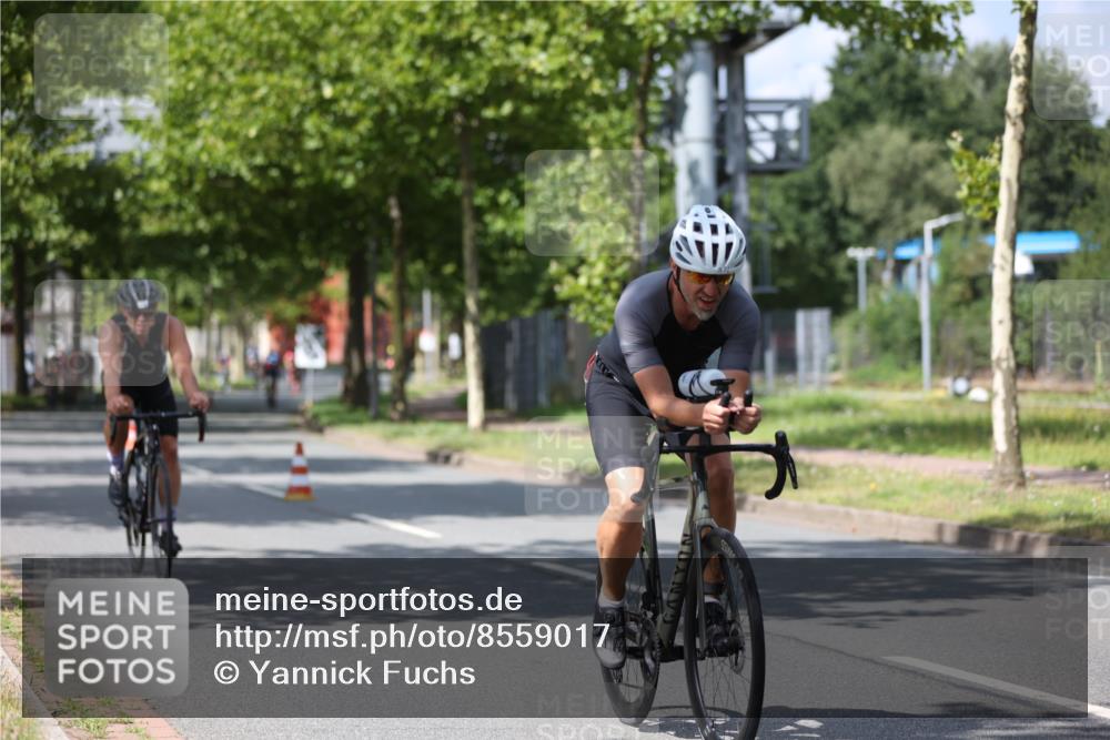 10.08.2025 - GEWOBA Citytriathlon Bremen Yannick Fuchs http://msf.ph/oto/8559017 10.08.2025 12:36:31 Radfahren 565, 599, 639, 750, 765, 766, 781, 789, 790, 794, 872, 1025, 1032 meine-sportfotos.de