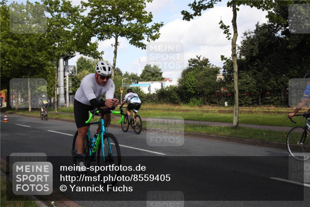 10.08.2025 - GEWOBA Citytriathlon Bremen Yannick Fuchs http://msf.ph/oto/8559405 10.08.2025 10:55:13 Radfahren 19, 163, 211, 219, 397, 418 meine-sportfotos.de