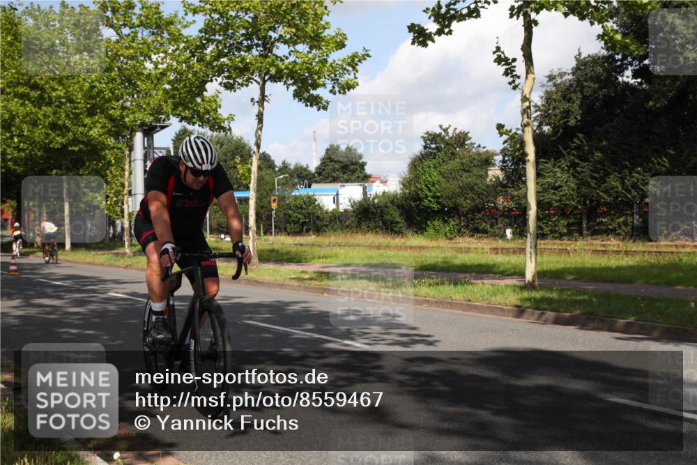 10.08.2025 - GEWOBA Citytriathlon Bremen Yannick Fuchs http://msf.ph/oto/8559467 10.08.2025 10:57:17 Radfahren 5, 77, 101, 233, 435 meine-sportfotos.de