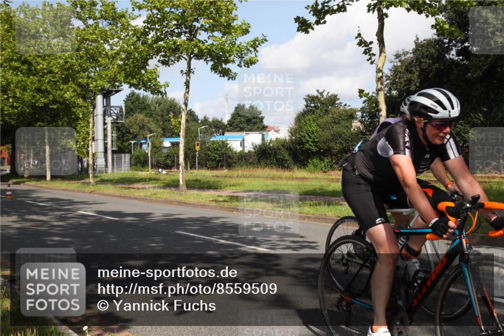 10.08.2025 - GEWOBA Citytriathlon Bremen Yannick Fuchs http://msf.ph/oto/8559509 10.08.2025 10:58:07 Radfahren 1, 125, 143, 185, 443, 445, 453, 472, 493, 513 meine-sportfotos.de