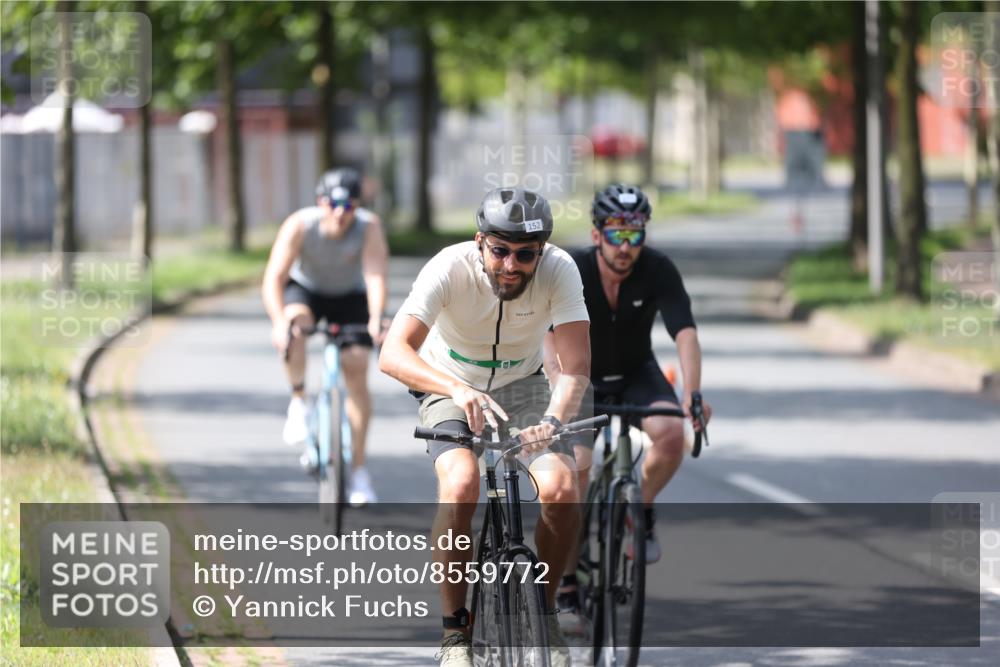 10.08.2025 - GEWOBA Citytriathlon Bremen Yannick Fuchs http://msf.ph/oto/8559772 10.08.2025 14:16:36 Radfahren 31, 57, 63, 64, 121, 144, 152, 173 meine-sportfotos.de