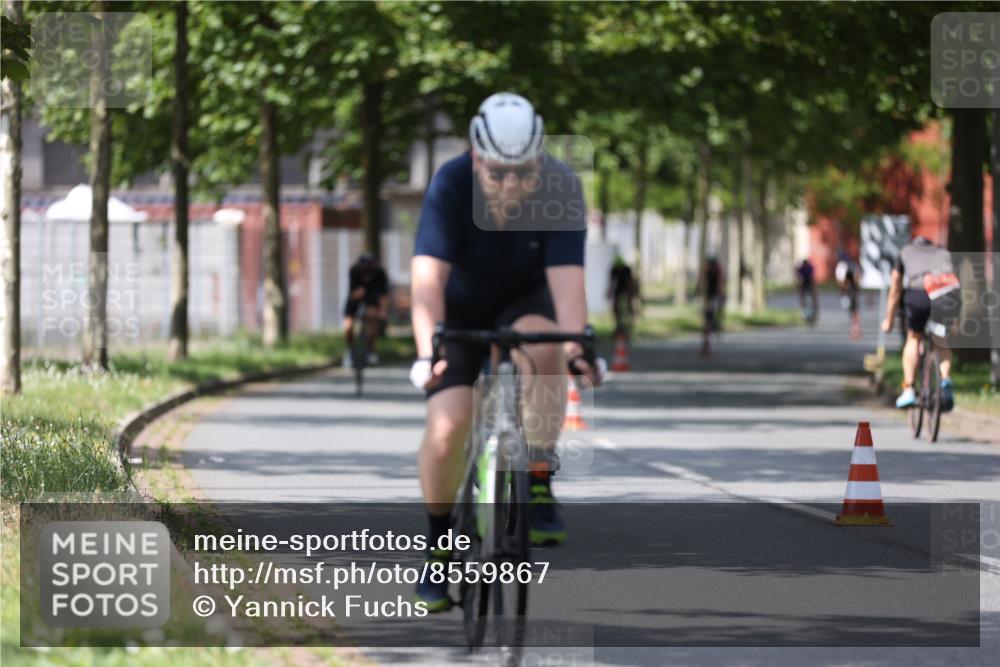 10.08.2025 - GEWOBA Citytriathlon Bremen Yannick Fuchs http://msf.ph/oto/8559867 10.08.2025 12:40:55 Radfahren 606, 650, 785, 802, 803, 921, 1001, 1023 meine-sportfotos.de