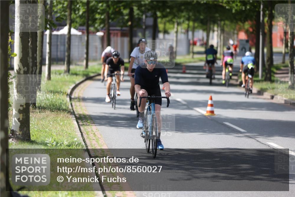 10.08.2025 - GEWOBA Citytriathlon Bremen Yannick Fuchs http://msf.ph/oto/8560027 10.08.2025 14:18:25 Radfahren 47, 75, 94, 100, 131, 147, 255, 295 meine-sportfotos.de