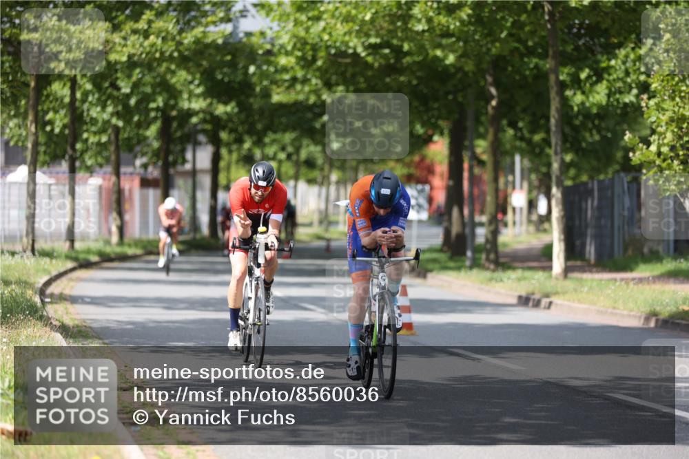 10.08.2025 - GEWOBA Citytriathlon Bremen Yannick Fuchs http://msf.ph/oto/8560036 10.08.2025 12:41:17 Radfahren 568, 609, 660, 665, 705, 730, 755, 803, 830, 849, 862, 934, 1014, 1023 meine-sportfotos.de