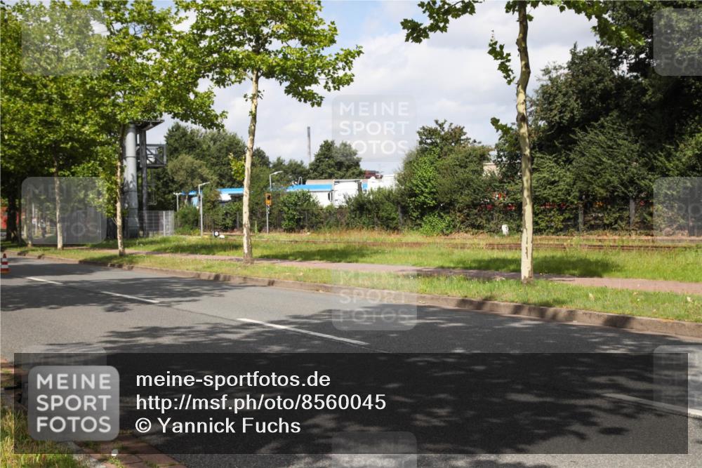 10.08.2025 - GEWOBA Citytriathlon Bremen Yannick Fuchs http://msf.ph/oto/8560045 10.08.2025 12:01:09 Radfahren 579 meine-sportfotos.de