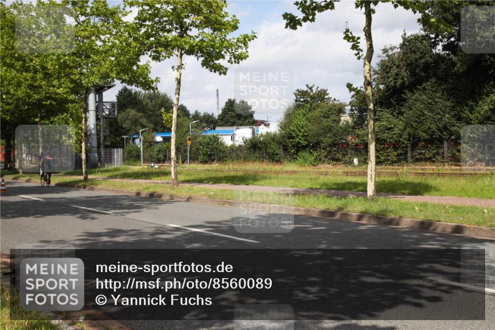 10.08.2025 - GEWOBA Citytriathlon Bremen Yannick Fuchs http://msf.ph/oto/8560089 10.08.2025 12:01:25 Radfahren 553 meine-sportfotos.de
