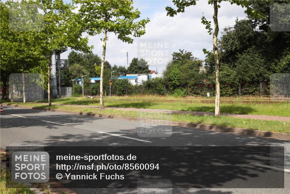 10.08.2025 - GEWOBA Citytriathlon Bremen Yannick Fuchs http://msf.ph/oto/8560094 10.08.2025 12:01:29 Radfahren 553 meine-sportfotos.de