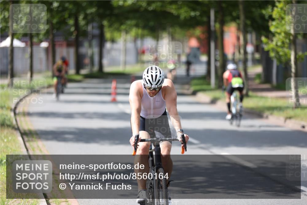 10.08.2025 - GEWOBA Citytriathlon Bremen Yannick Fuchs http://msf.ph/oto/8560164 10.08.2025 14:18:35 Radfahren 30, 47, 50, 75, 81, 94, 100, 131, 147, 255, 314 meine-sportfotos.de