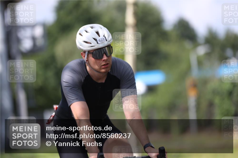 10.08.2025 - GEWOBA Citytriathlon Bremen Yannick Fuchs http://msf.ph/oto/8560237 10.08.2025 12:41:48 Radfahren 614, 623, 663, 923, 926, 983 meine-sportfotos.de