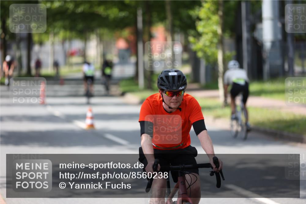 10.08.2025 - GEWOBA Citytriathlon Bremen Yannick Fuchs http://msf.ph/oto/8560238 10.08.2025 14:18:42 Radfahren 30, 50, 81, 94, 106, 131, 314 meine-sportfotos.de