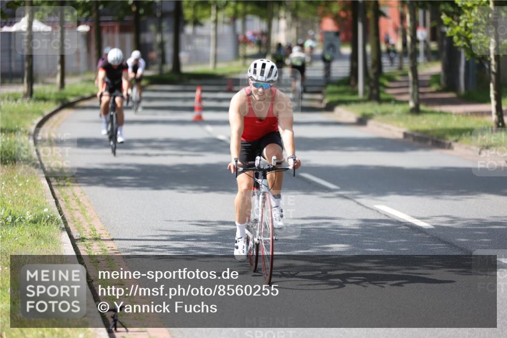 10.08.2025 - GEWOBA Citytriathlon Bremen Yannick Fuchs http://msf.ph/oto/8560255 10.08.2025 14:18:46 Radfahren 30, 50, 81, 106, 116, 131, 261, 264, 314 meine-sportfotos.de