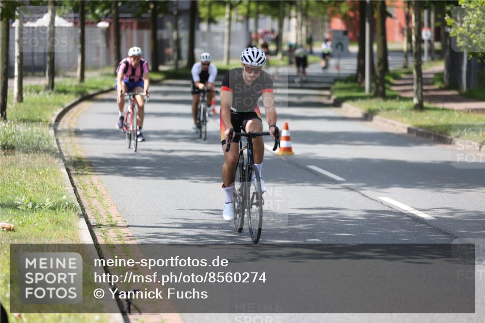 10.08.2025 - GEWOBA Citytriathlon Bremen Yannick Fuchs http://msf.ph/oto/8560274 10.08.2025 14:18:48 Radfahren 30, 50, 81, 106, 116, 131, 261, 264, 314 meine-sportfotos.de