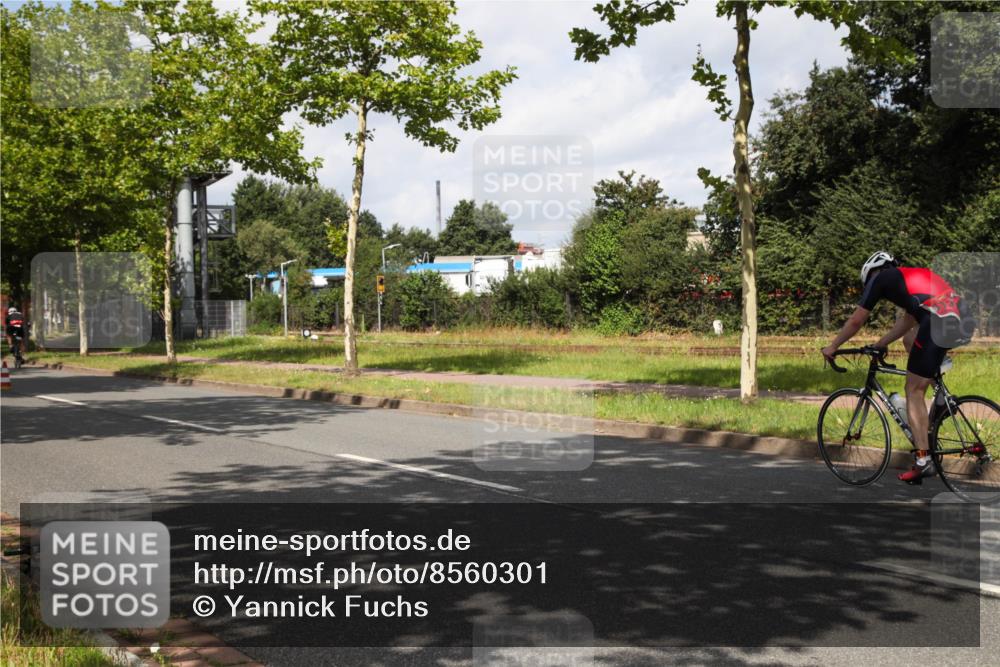 10.08.2025 - GEWOBA Citytriathlon Bremen Yannick Fuchs http://msf.ph/oto/8560301 10.08.2025 12:05:52 Radfahren 729, 1027 meine-sportfotos.de
