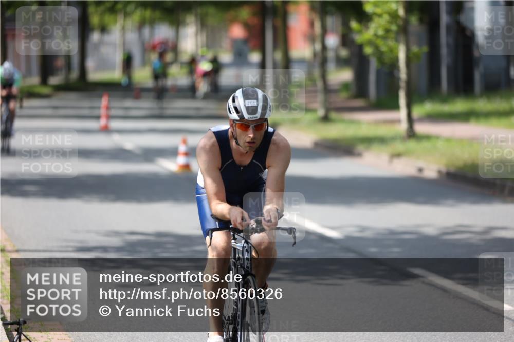 10.08.2025 - GEWOBA Citytriathlon Bremen Yannick Fuchs http://msf.ph/oto/8560326 10.08.2025 14:18:57 Radfahren 30, 50, 81, 101, 106, 116, 139, 261, 264 meine-sportfotos.de