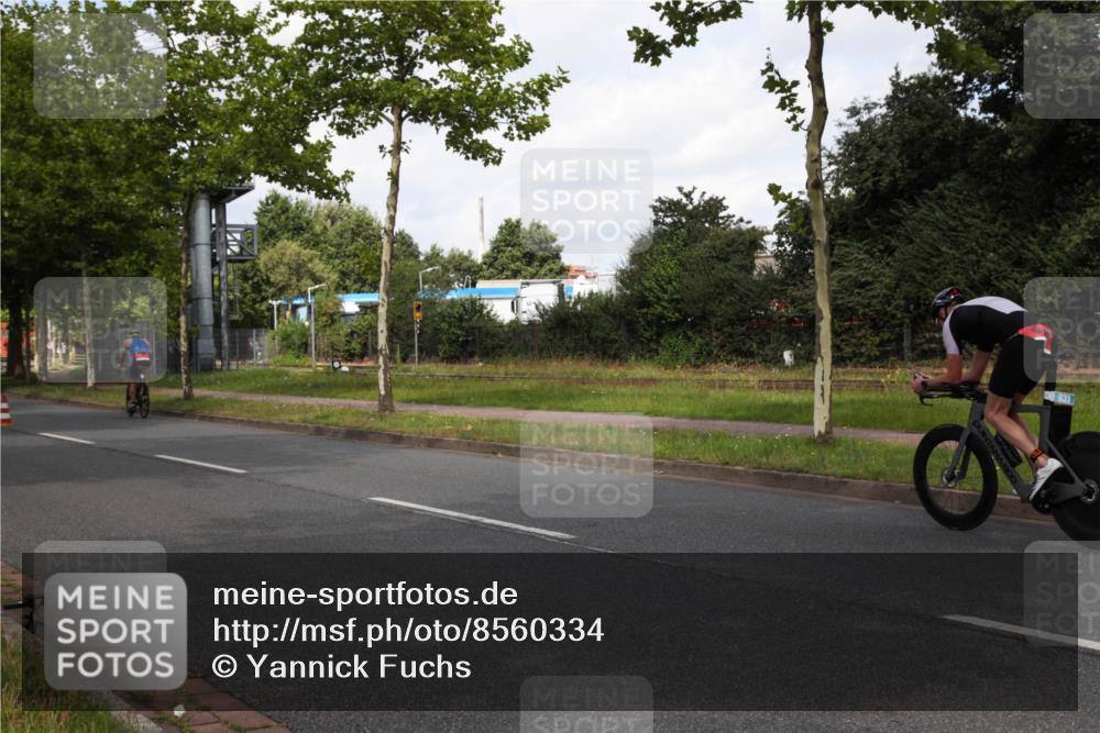 10.08.2025 - GEWOBA Citytriathlon Bremen Yannick Fuchs http://msf.ph/oto/8560334 10.08.2025 12:06:30 Radfahren 580, 614, 634, 658, 714 meine-sportfotos.de