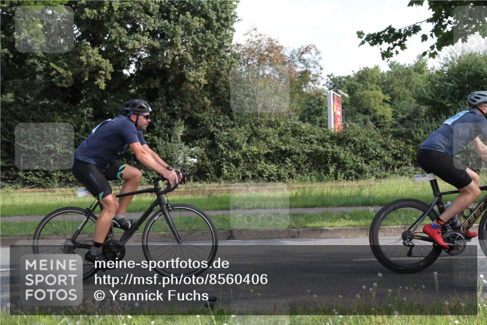 10.08.2025 - GEWOBA Citytriathlon Bremen Yannick Fuchs http://msf.ph/oto/8560406 10.08.2025 10:38:19 Radfahren 5, 19, 93, 101, 207, 247, 391, 463, 475, 482 meine-sportfotos.de