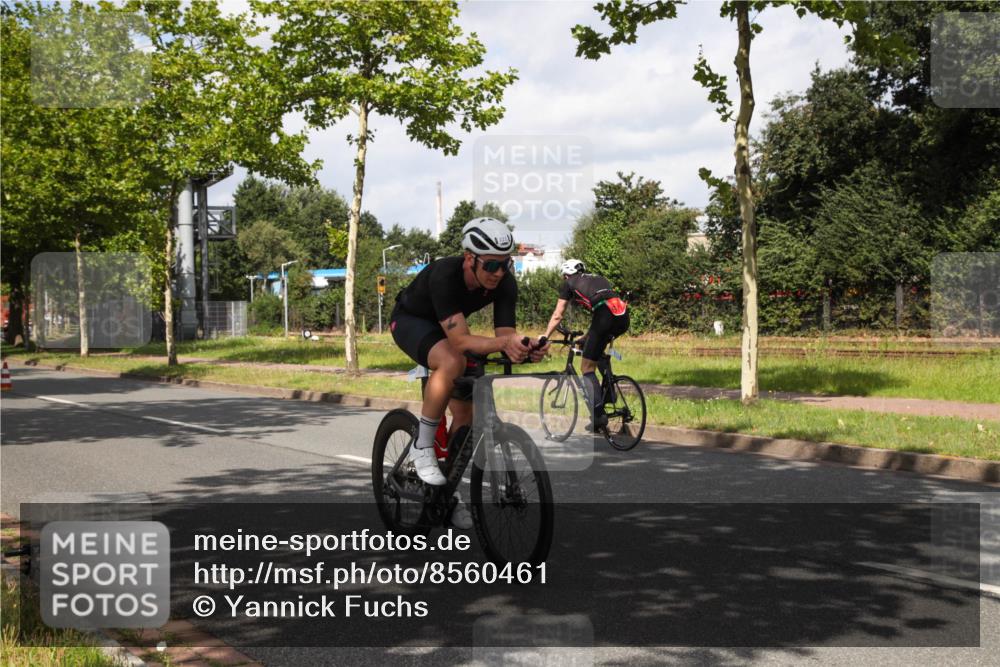 10.08.2025 - GEWOBA Citytriathlon Bremen Yannick Fuchs http://msf.ph/oto/8560461 10.08.2025 12:07:42 Radfahren 559, 609, 646, 650, 660, 693, 705, 706, 721, 723, 740, 815, 879 meine-sportfotos.de