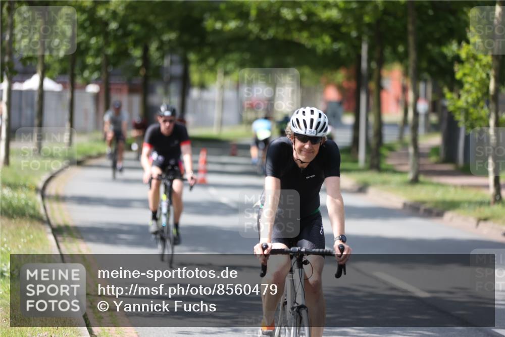 10.08.2025 - GEWOBA Citytriathlon Bremen Yannick Fuchs http://msf.ph/oto/8560479 10.08.2025 14:19:18 Radfahren 124, 126, 162, 201, 227, 239, 254 meine-sportfotos.de