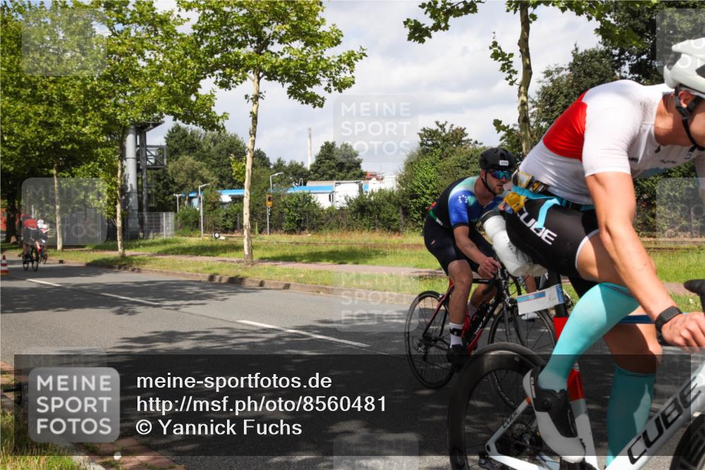 10.08.2025 - GEWOBA Citytriathlon Bremen Yannick Fuchs http://msf.ph/oto/8560481 10.08.2025 12:07:48 Radfahren 559, 609, 646, 660, 693, 696, 698, 705, 706, 721, 723, 740, 879 meine-sportfotos.de