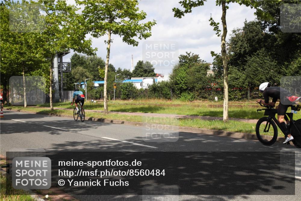 10.08.2025 - GEWOBA Citytriathlon Bremen Yannick Fuchs http://msf.ph/oto/8560484 10.08.2025 12:07:49 Radfahren 559, 609, 646, 660, 693, 696, 698, 705, 706, 721, 723, 879 meine-sportfotos.de
