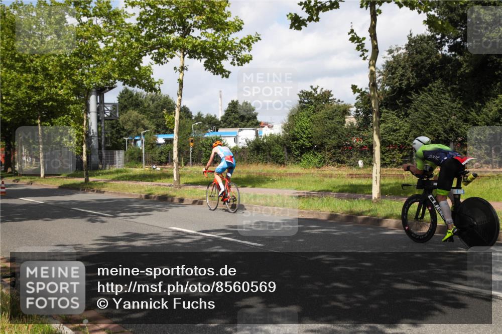 10.08.2025 - GEWOBA Citytriathlon Bremen Yannick Fuchs http://msf.ph/oto/8560569 10.08.2025 12:08:35 Radfahren 597, 603, 608, 661, 672, 677, 737, 797 meine-sportfotos.de