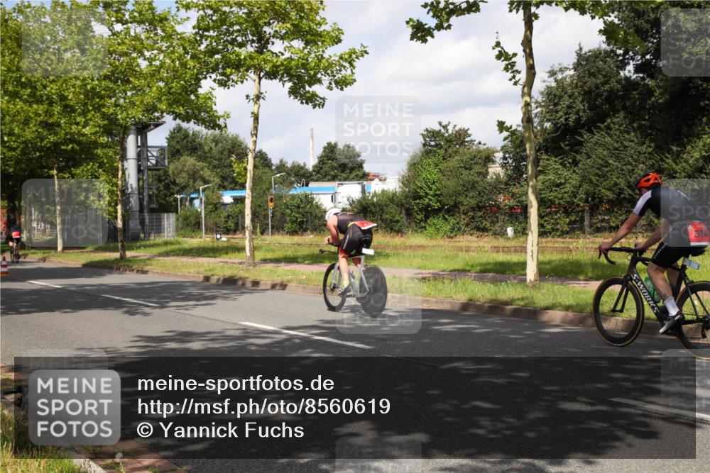 10.08.2025 - GEWOBA Citytriathlon Bremen Yannick Fuchs http://msf.ph/oto/8560619 10.08.2025 12:09:00 Radfahren 619, 684, 727, 731, 850, 871, 883 meine-sportfotos.de