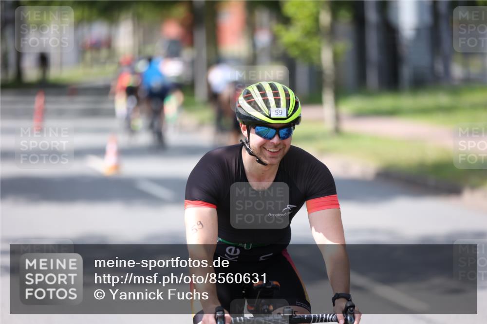 10.08.2025 - GEWOBA Citytriathlon Bremen Yannick Fuchs http://msf.ph/oto/8560631 10.08.2025 14:19:51 Radfahren 36, 59, 170, 174, 287 meine-sportfotos.de