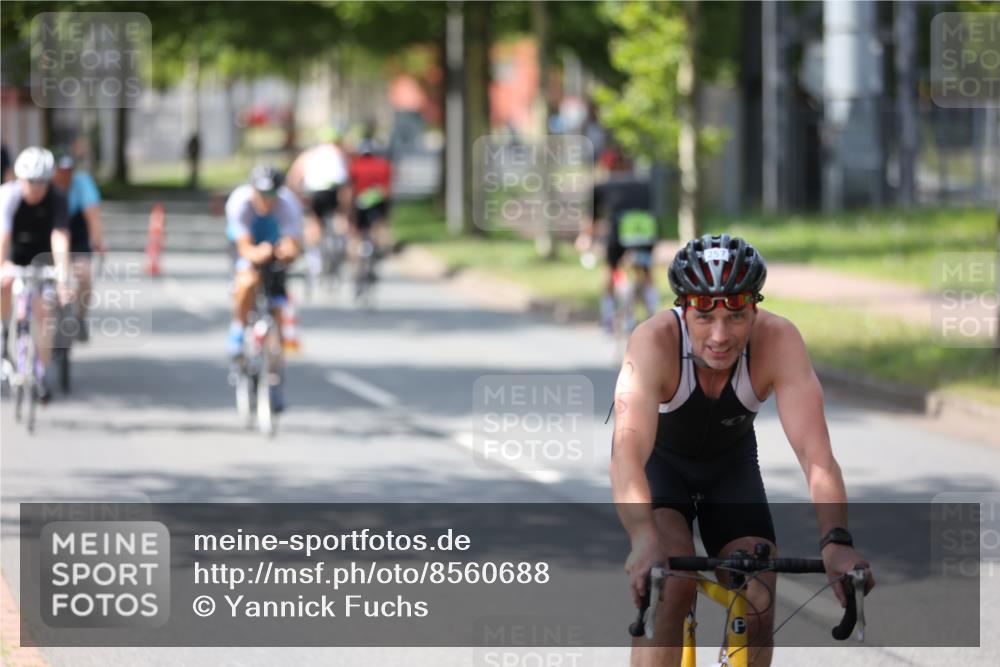 10.08.2025 - GEWOBA Citytriathlon Bremen Yannick Fuchs http://msf.ph/oto/8560688 10.08.2025 14:20:06 Radfahren 18, 36, 52, 130, 195, 197, 238, 256, 257 meine-sportfotos.de