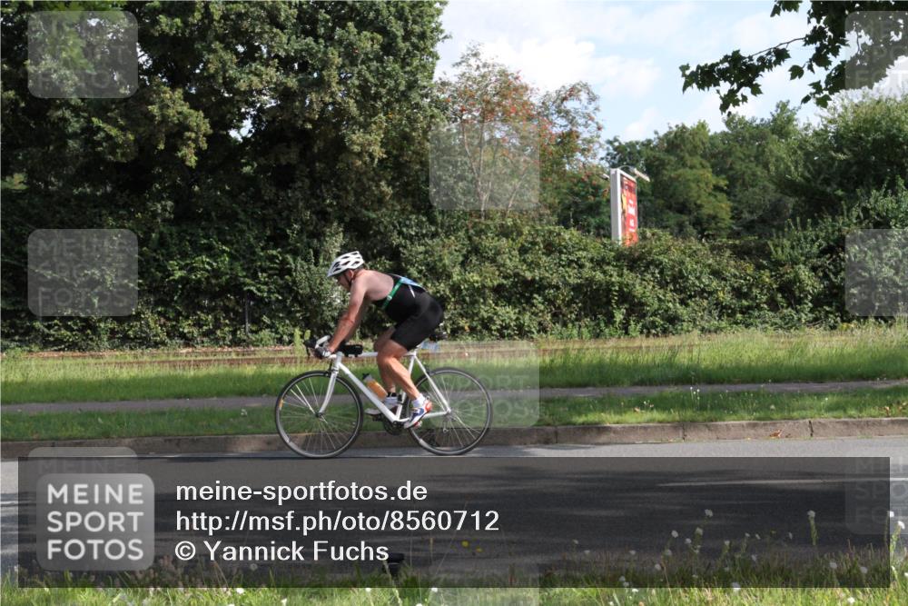 10.08.2025 - GEWOBA Citytriathlon Bremen Yannick Fuchs http://msf.ph/oto/8560712 10.08.2025 10:38:47 Radfahren 31, 63, 119, 163, 417, 429, 443, 498, 506, 513 meine-sportfotos.de