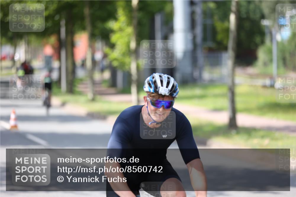 10.08.2025 - GEWOBA Citytriathlon Bremen Yannick Fuchs http://msf.ph/oto/8560742 10.08.2025 14:20:11 Radfahren 18, 29, 52, 130, 195, 197, 238, 256, 257 meine-sportfotos.de