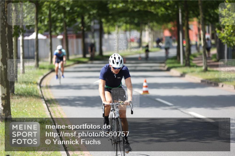 10.08.2025 - GEWOBA Citytriathlon Bremen Yannick Fuchs http://msf.ph/oto/8560757 10.08.2025 14:20:16 Radfahren 18, 29, 52, 130, 195, 197, 238, 256, 257 meine-sportfotos.de