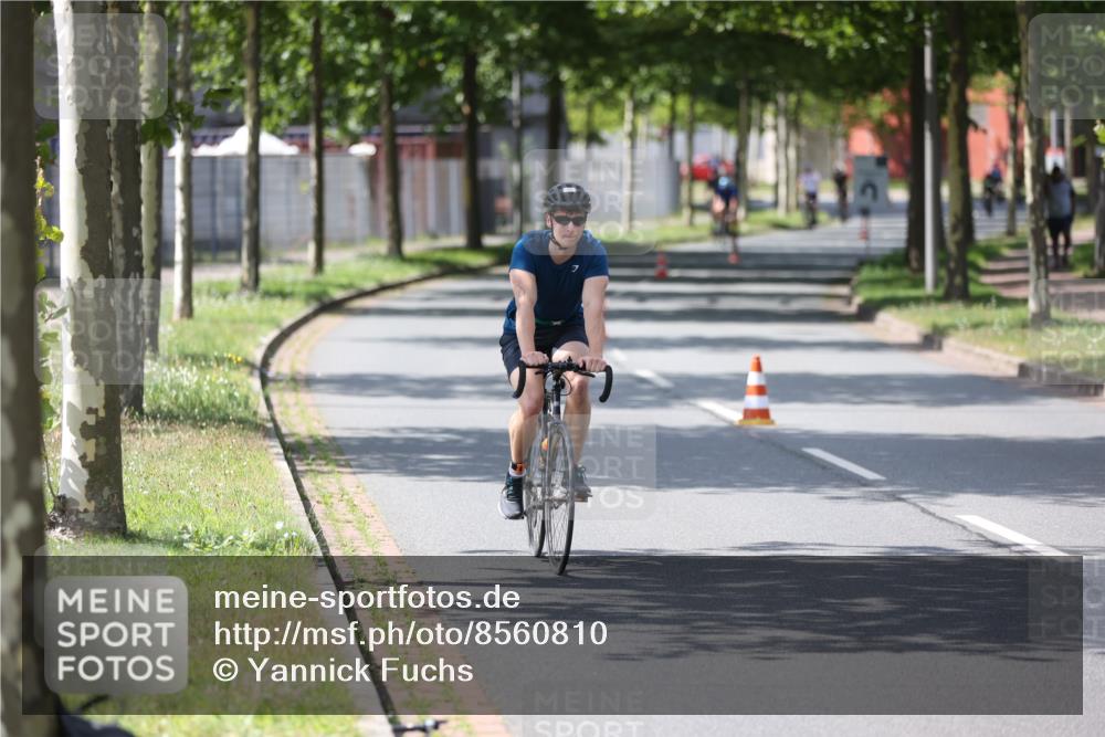 10.08.2025 - GEWOBA Citytriathlon Bremen Yannick Fuchs http://msf.ph/oto/8560810 10.08.2025 14:20:23 Radfahren 28, 29, 35, 52, 67, 80, 197 meine-sportfotos.de