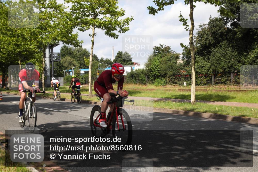 10.08.2025 - GEWOBA Citytriathlon Bremen Yannick Fuchs http://msf.ph/oto/8560816 10.08.2025 12:10:33 Radfahren 622, 629, 644, 647, 656, 710, 712, 722, 730, 748, 755, 819, 889, 1014 meine-sportfotos.de