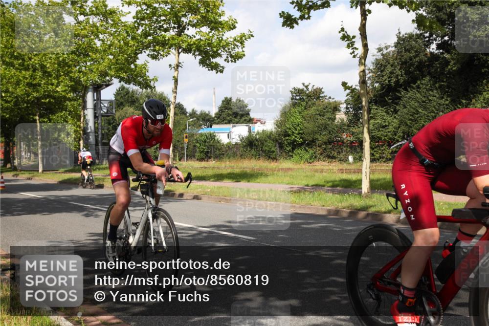 10.08.2025 - GEWOBA Citytriathlon Bremen Yannick Fuchs http://msf.ph/oto/8560819 10.08.2025 12:10:33 Radfahren 622, 629, 644, 647, 656, 710, 712, 722, 730, 748, 755, 819, 889, 1014 meine-sportfotos.de
