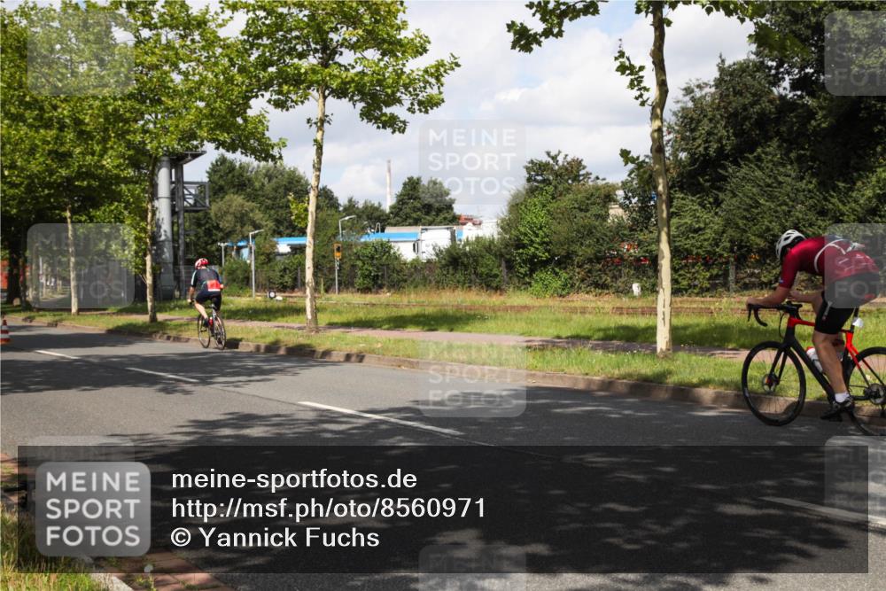 10.08.2025 - GEWOBA Citytriathlon Bremen Yannick Fuchs http://msf.ph/oto/8560971 10.08.2025 12:11:47 Radfahren 578, 583, 699, 702, 752 meine-sportfotos.de