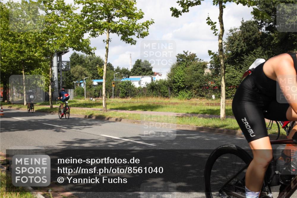 10.08.2025 - GEWOBA Citytriathlon Bremen Yannick Fuchs http://msf.ph/oto/8561040 10.08.2025 12:12:25 Radfahren 605, 751, 769, 875, 932, 1012 meine-sportfotos.de
