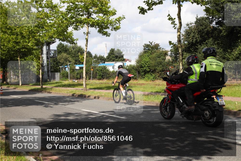 10.08.2025 - GEWOBA Citytriathlon Bremen Yannick Fuchs http://msf.ph/oto/8561046 10.08.2025 12:12:32 Radfahren 692, 769, 851, 875, 932, 1012 meine-sportfotos.de
