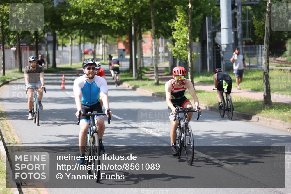 10.08.2025 - GEWOBA Citytriathlon Bremen Yannick Fuchs http://msf.ph/oto/8561089 10.08.2025 14:21:00 Radfahren 6, 19, 56, 61, 73, 110, 142, 145, 157, 191, 266, 272, 312 meine-sportfotos.de